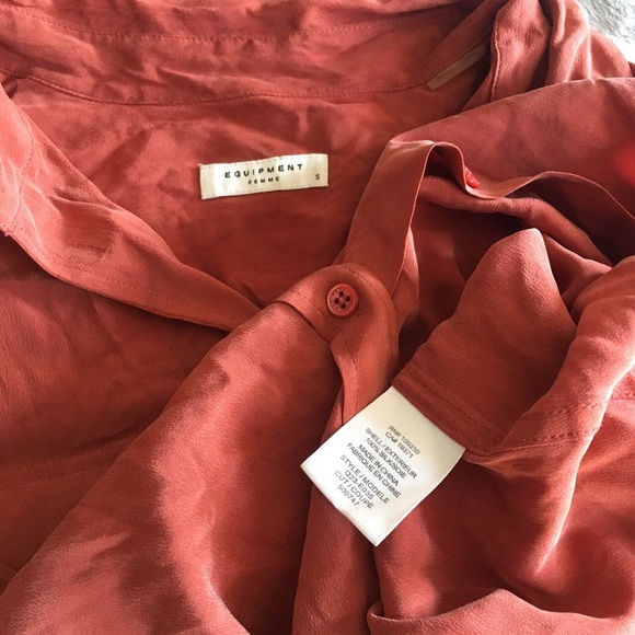 Equipment Femme Silk Shirt - Picture 3 of 8